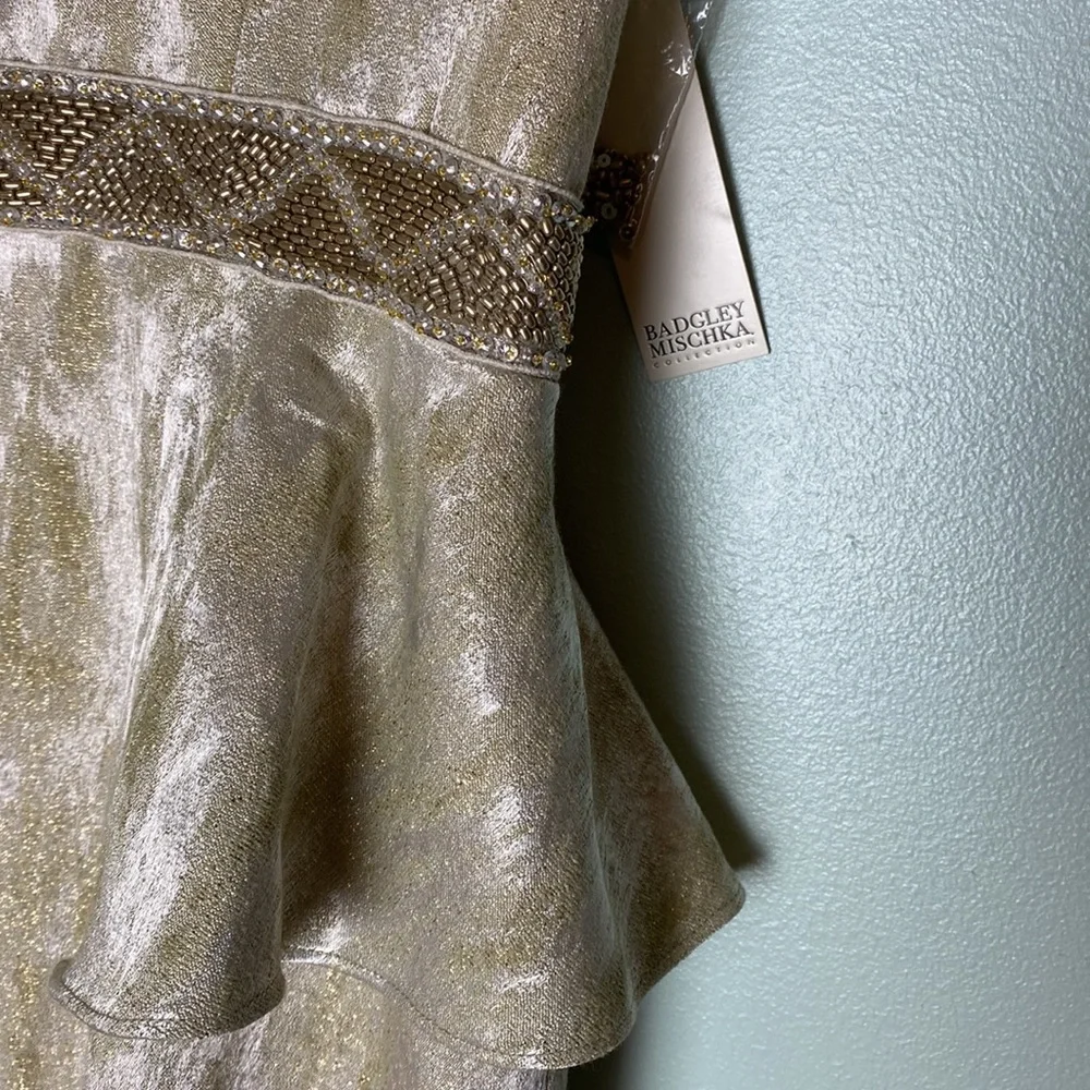 NWT Badgley Mischka Gold & Beaded Cocktail Dress. Size 6 - Picture 5 of 15